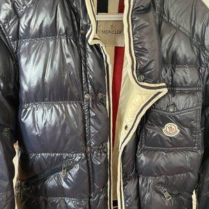 Moncler Mens snap navy blue jacket